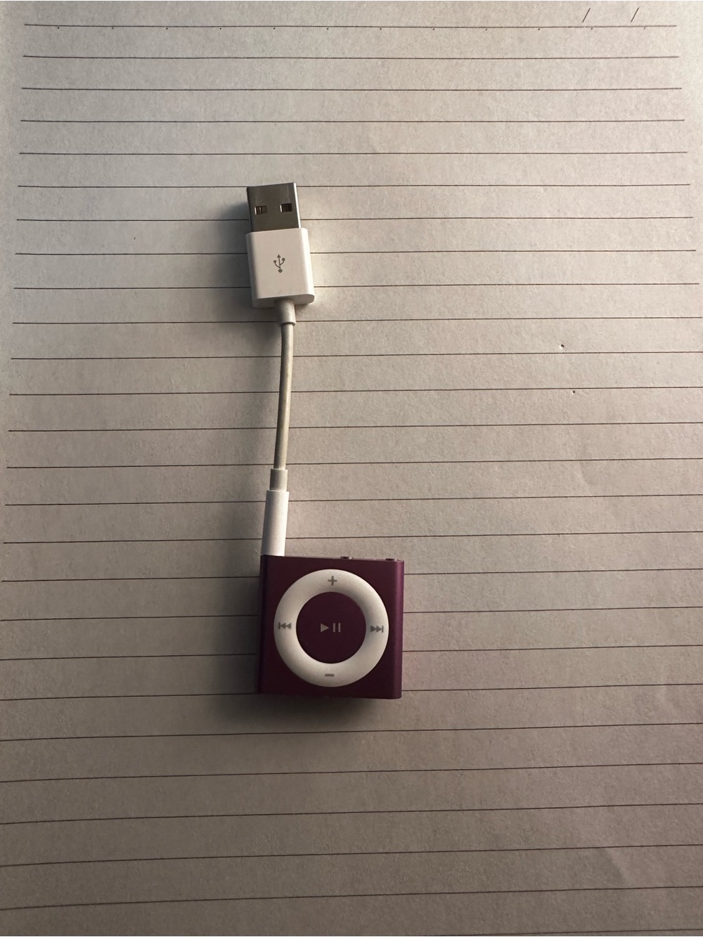 Apple iPod Shuffle in Pink (2GB)